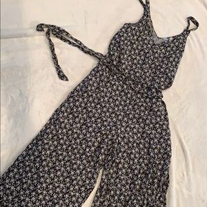 Black and white Floral Jumper